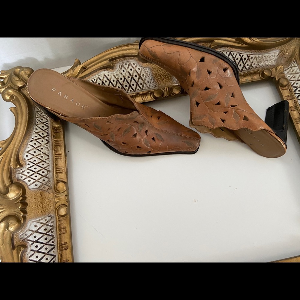 Parade heels